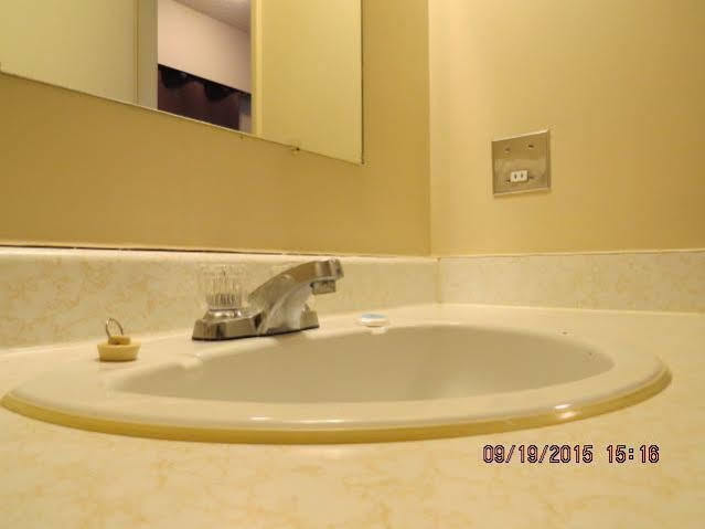 Imperial Motel 100 Mile House Bagian luar foto